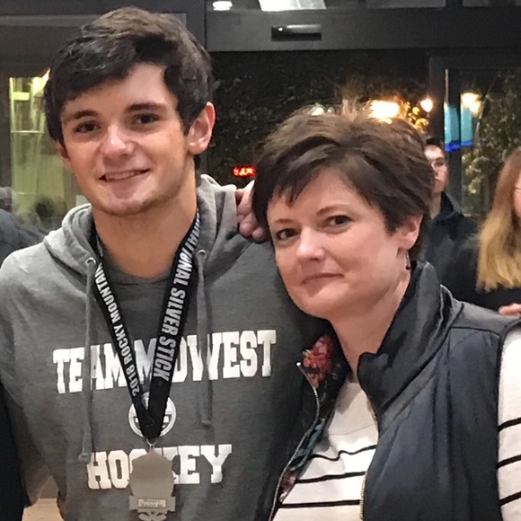 Meet your Posher, Angi - Picture 1 of 1